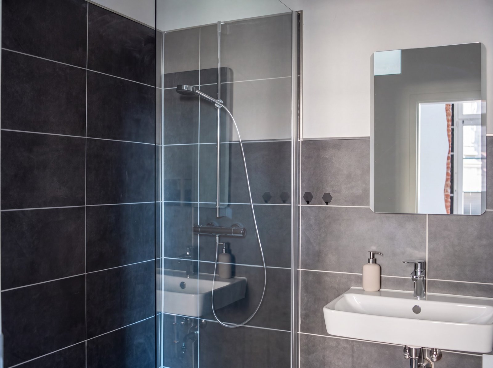 Bad mit bodengleicher Dusche